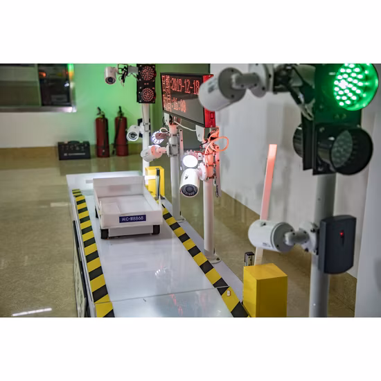 Unmanned Automatic Truck Weighing System with Traffic Lights and Cameras